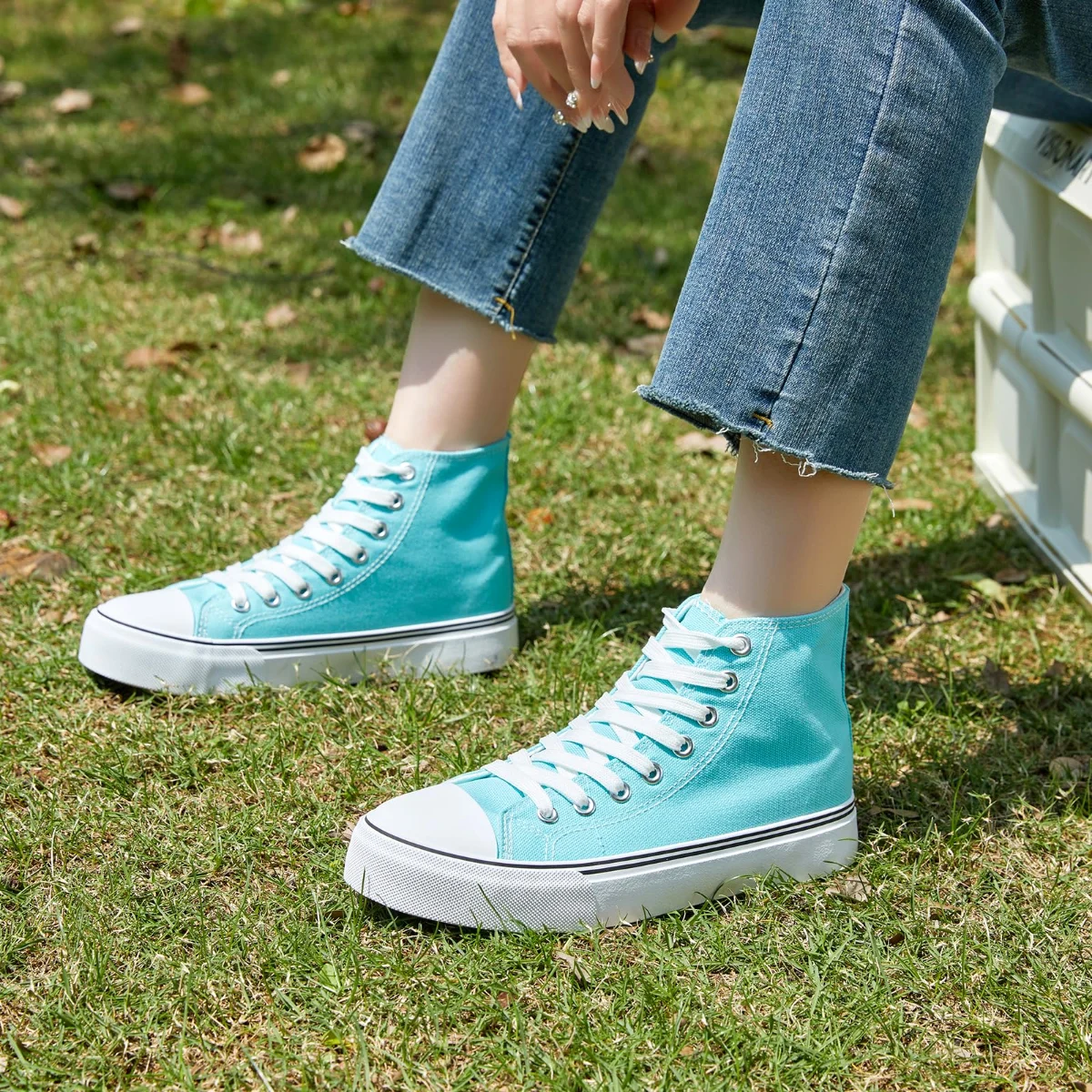 ZGR Padded Toe High Top Canvas Sneaker in Light Green, worn