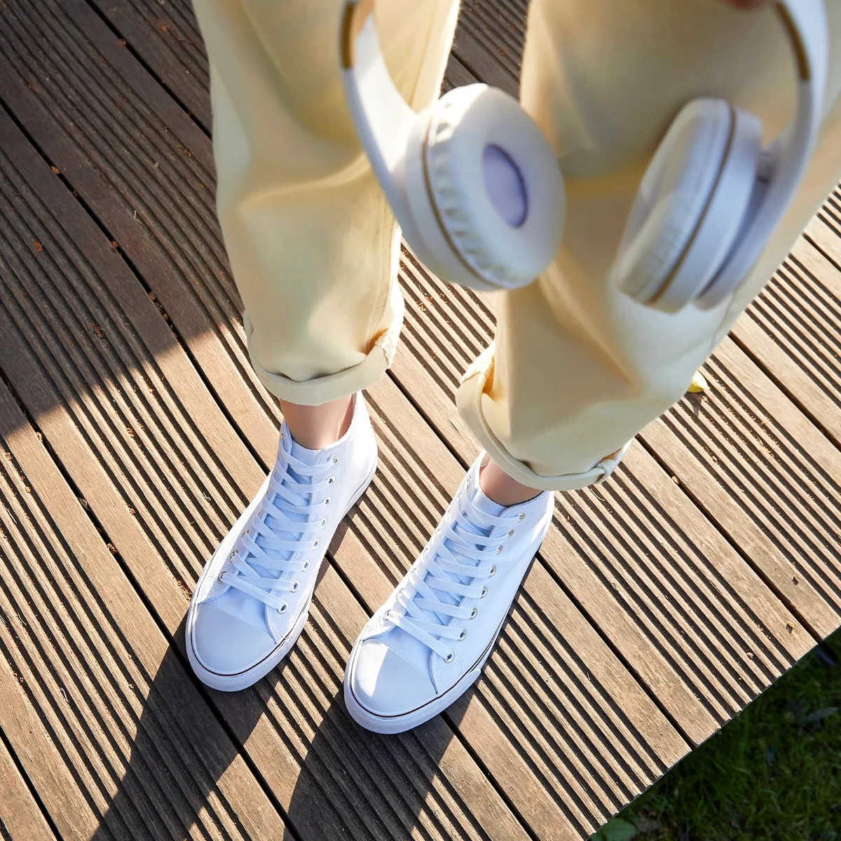 ZGR Padded Toe High Top Canvas Sneaker in White, worn