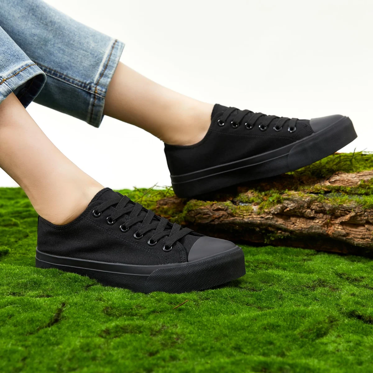 ZGR Padded Toe Low Top Canvas Sneaker in Full Black, worn