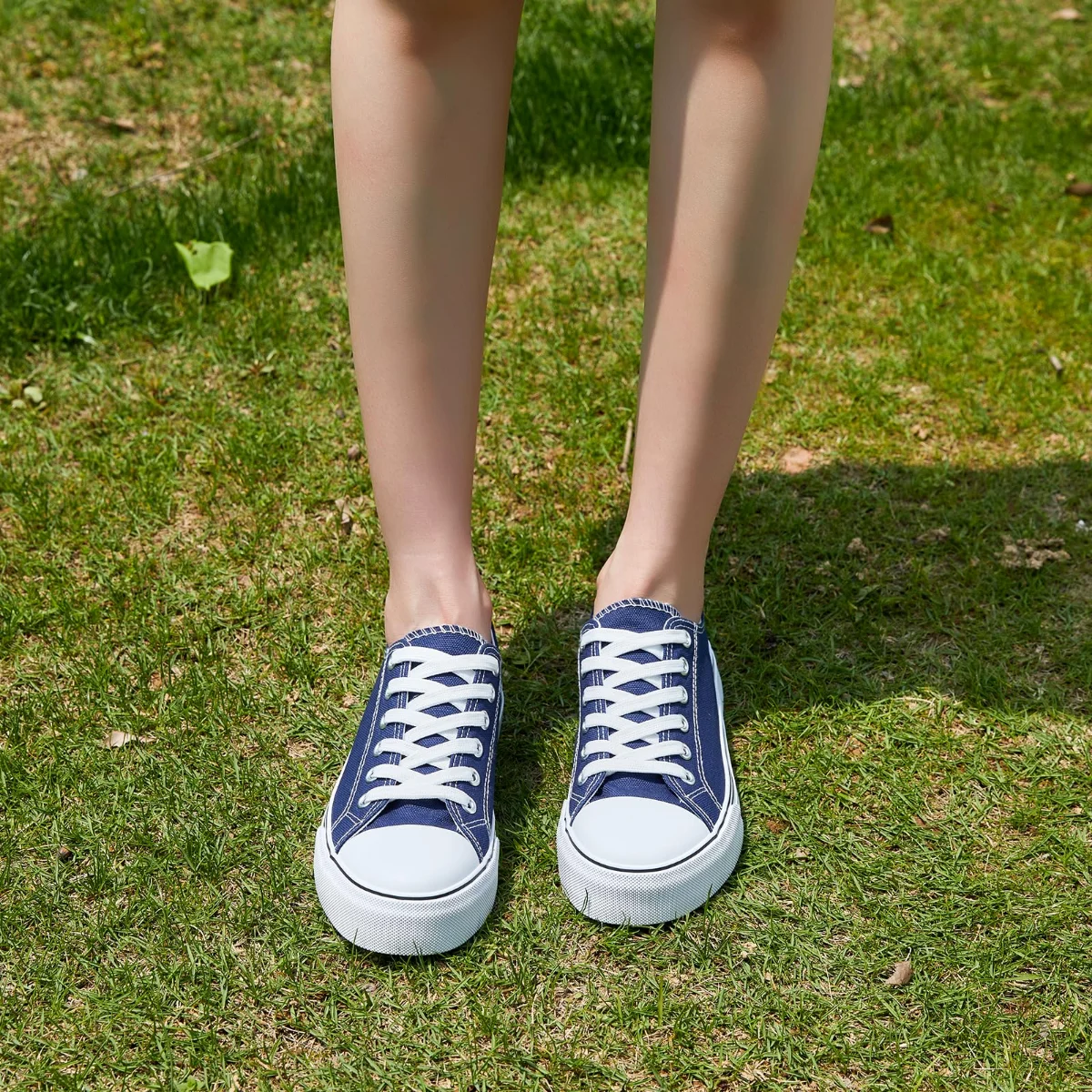 ZGR Padded Toe Low Top Canvas Sneaker in Navy, worn